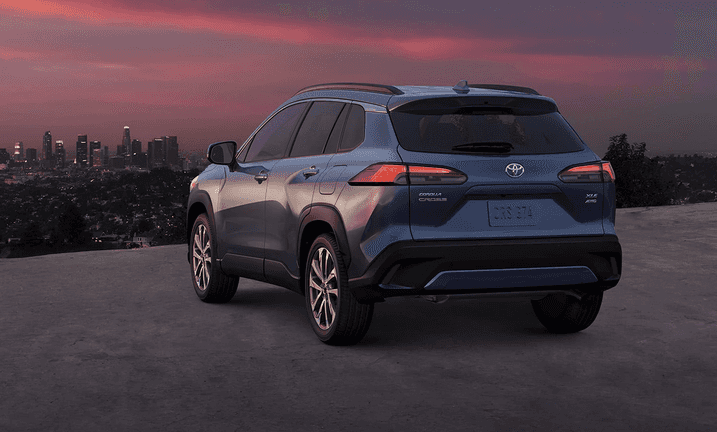 Toyota Compact SUV's Corolla Cross vs RAV4 ¿Cuál es el perfecto para ti