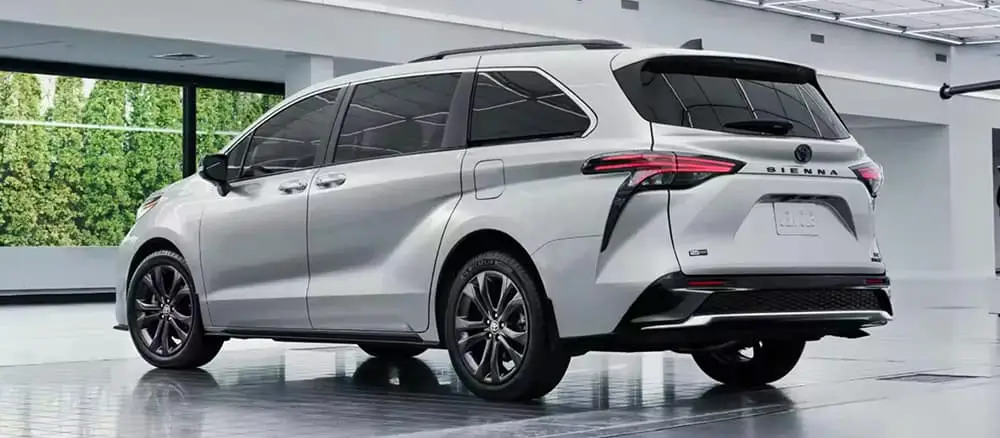 2023 Sienna | Advantage Toyota Valley Stream | NY Dealership