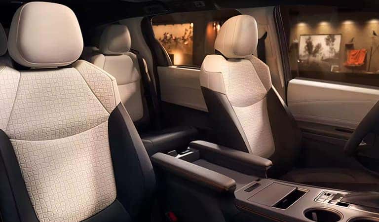 New 2023 Toyota Sienna Valley Stream NY