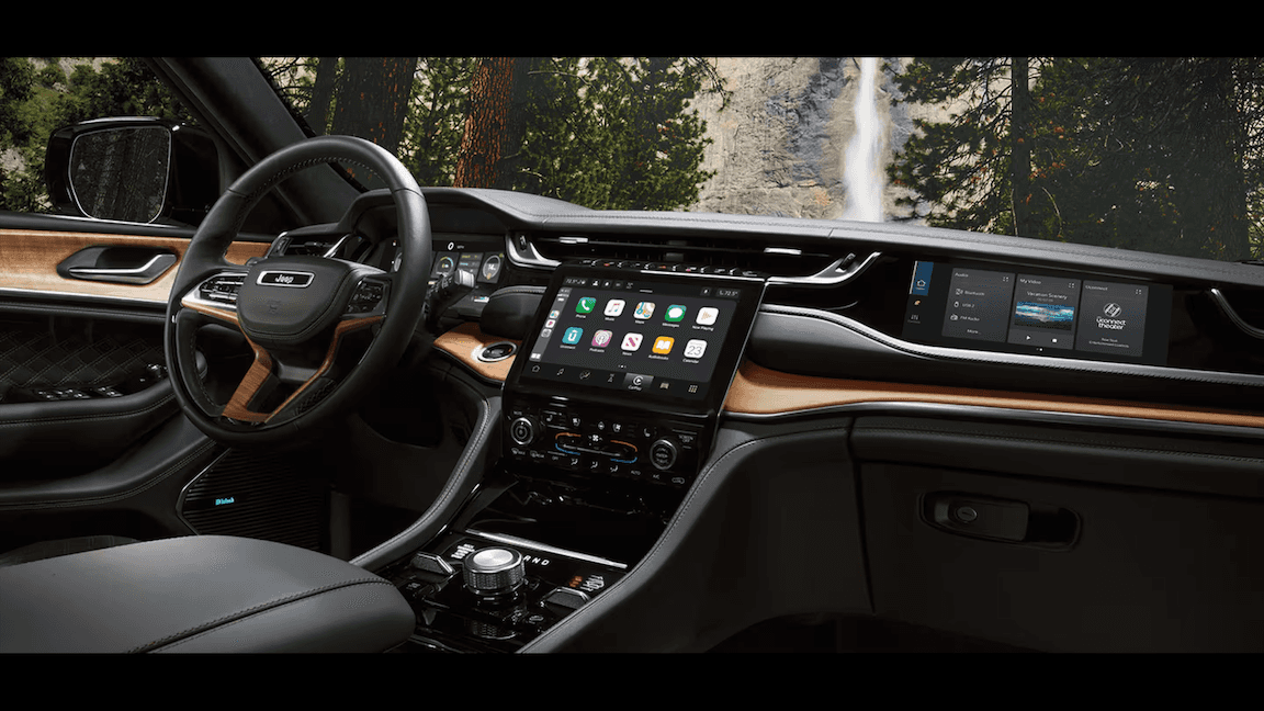 2025 Jeep Grand Cherokee Tech