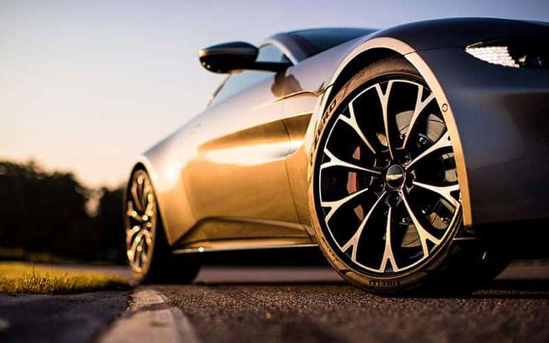 Aston Martin Vantage Engineering