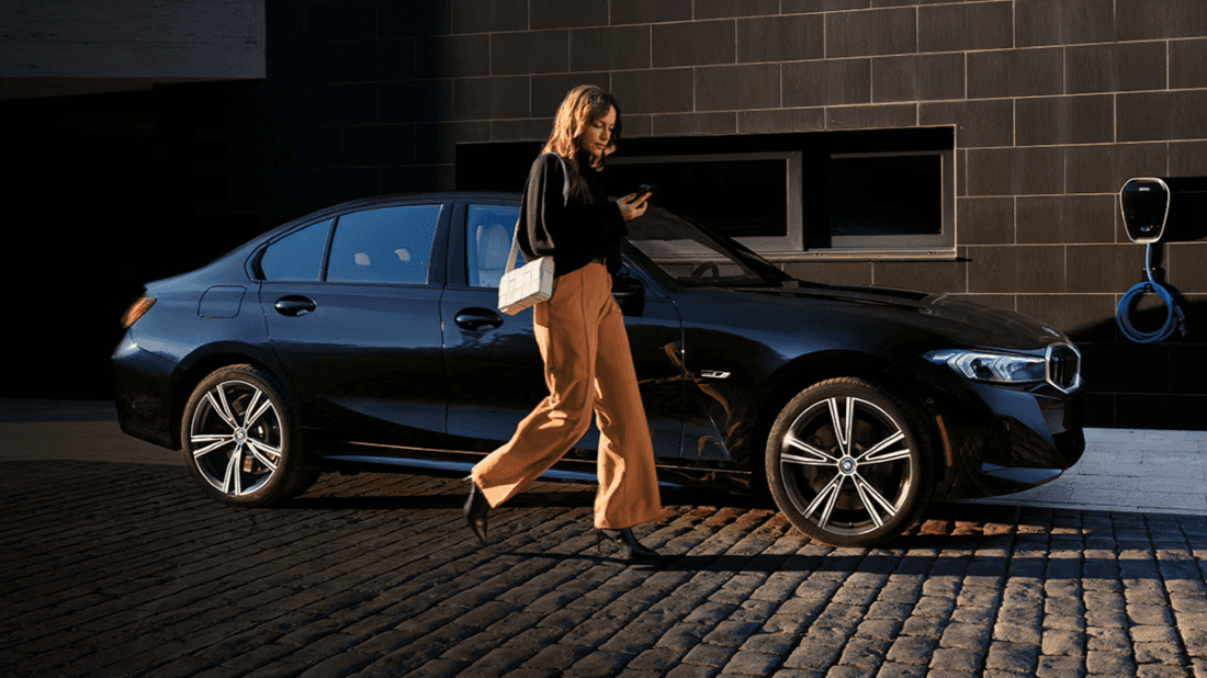 Lineup of luxury BMW sedans, SAVs, and electric vehicles