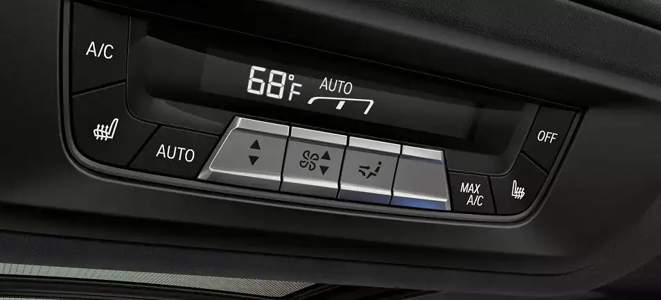 BMW X7 5-zone climate control