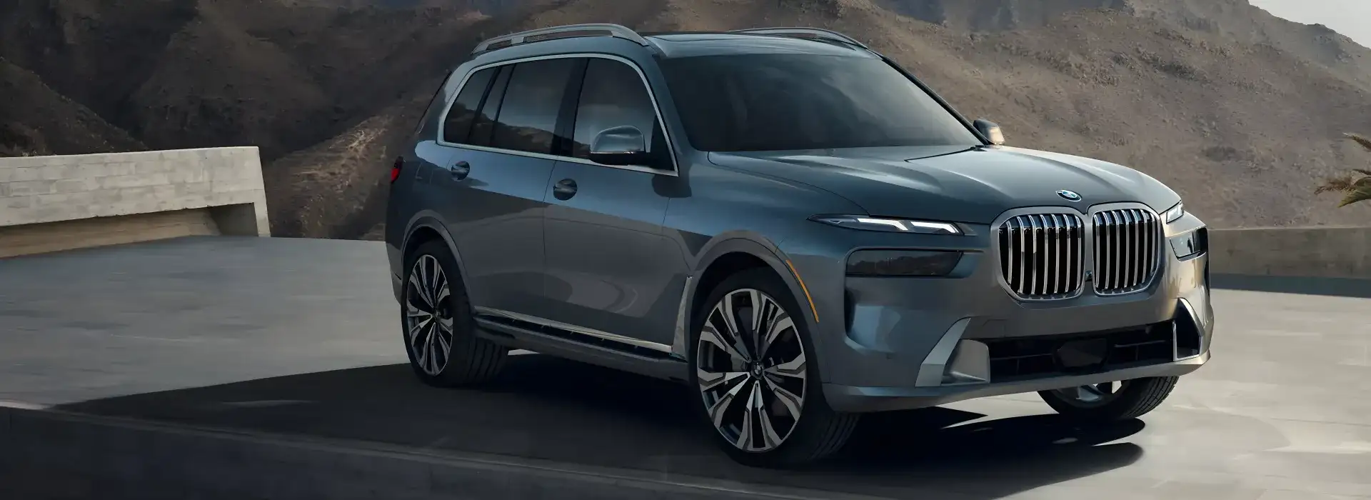2027 BMW X7 hero image