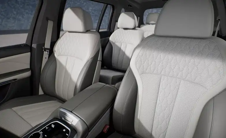 BMW X7 panoramic sunroof and spacious cabin