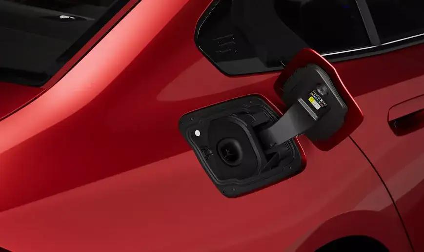 BMW i5 NACS charge port