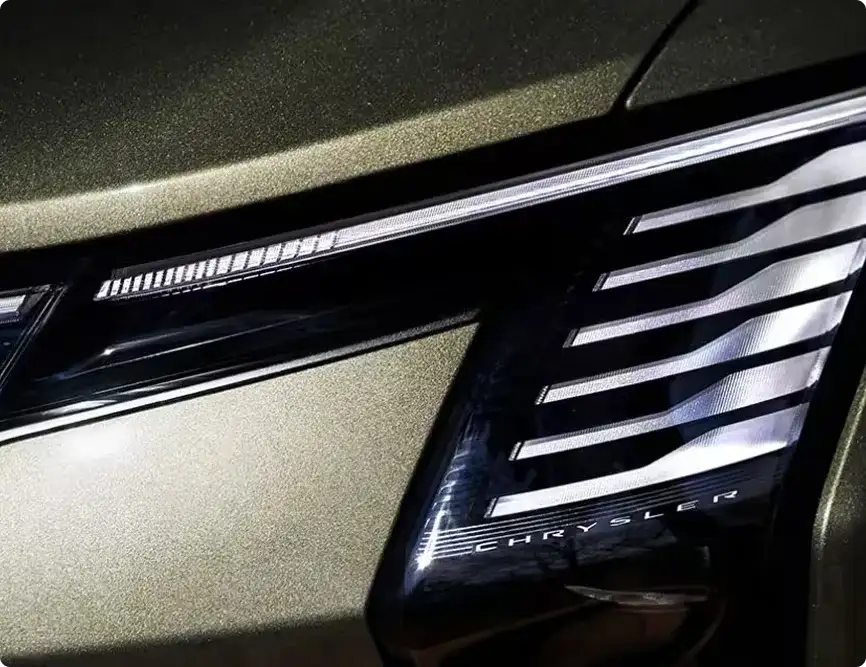 2027 Chrysler Pacifica gallery image 4