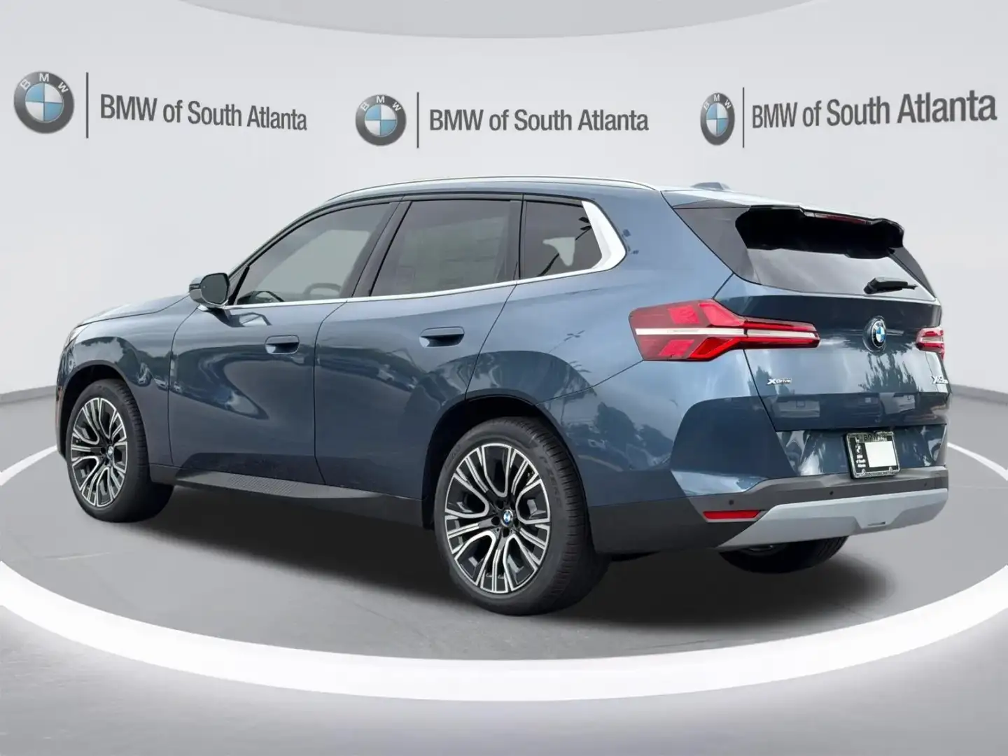 2026 BMW X3 xDrive30 rear three-quarter