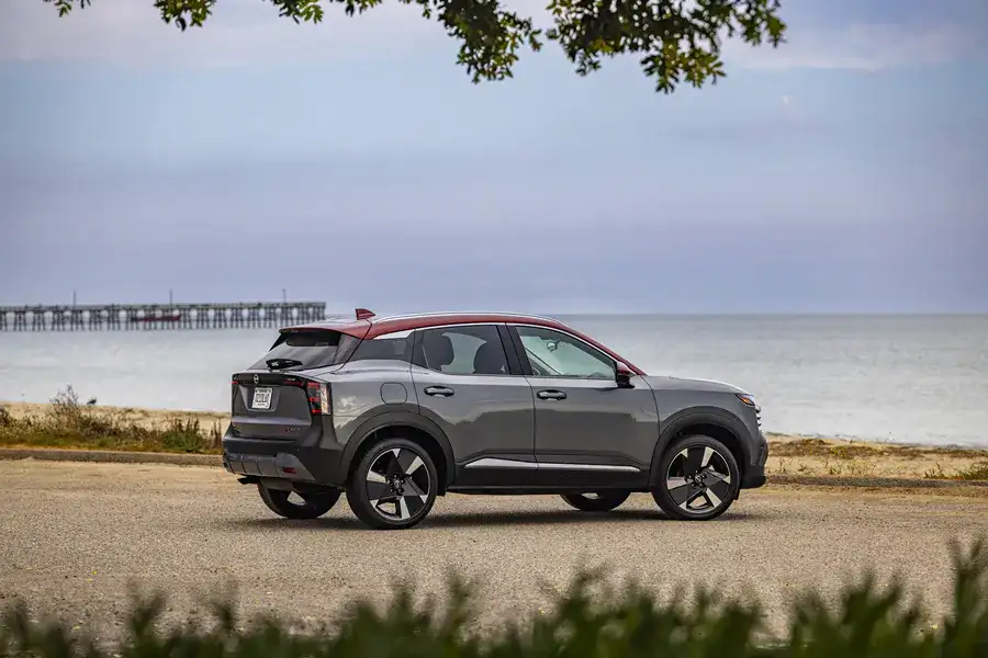 2025 Nissan Kicks