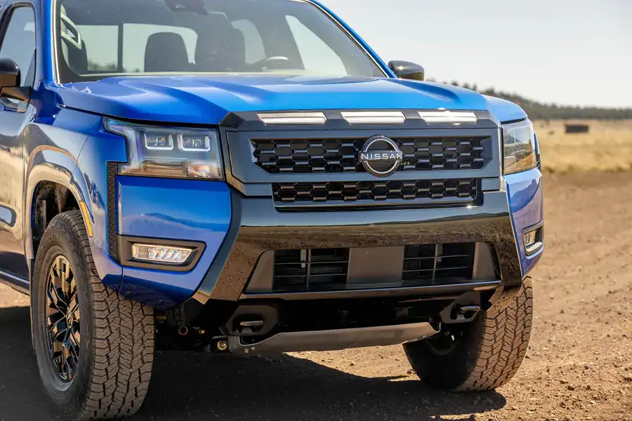 2027 Nissan Frontier Sport Exterior