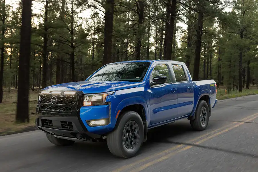 2027 Nissan Frontier Sport Exterior