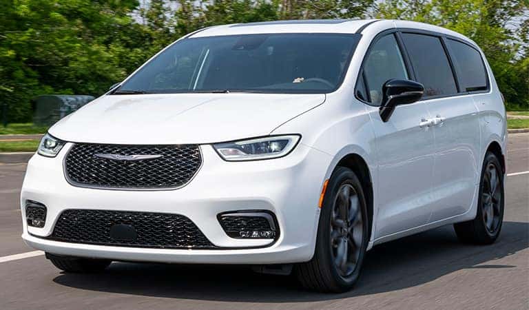 Chrysler Pacifica Patchogue NY