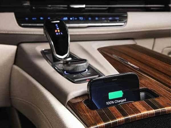 Cadillac wireless phone charging