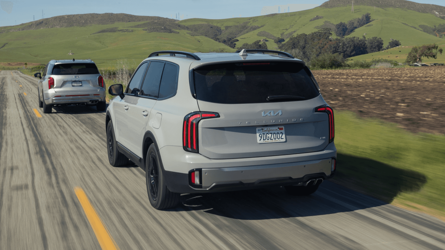 Kia Telluride vs Hyundai Palisade | Edwards Kia