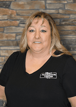 Lisa Studaker