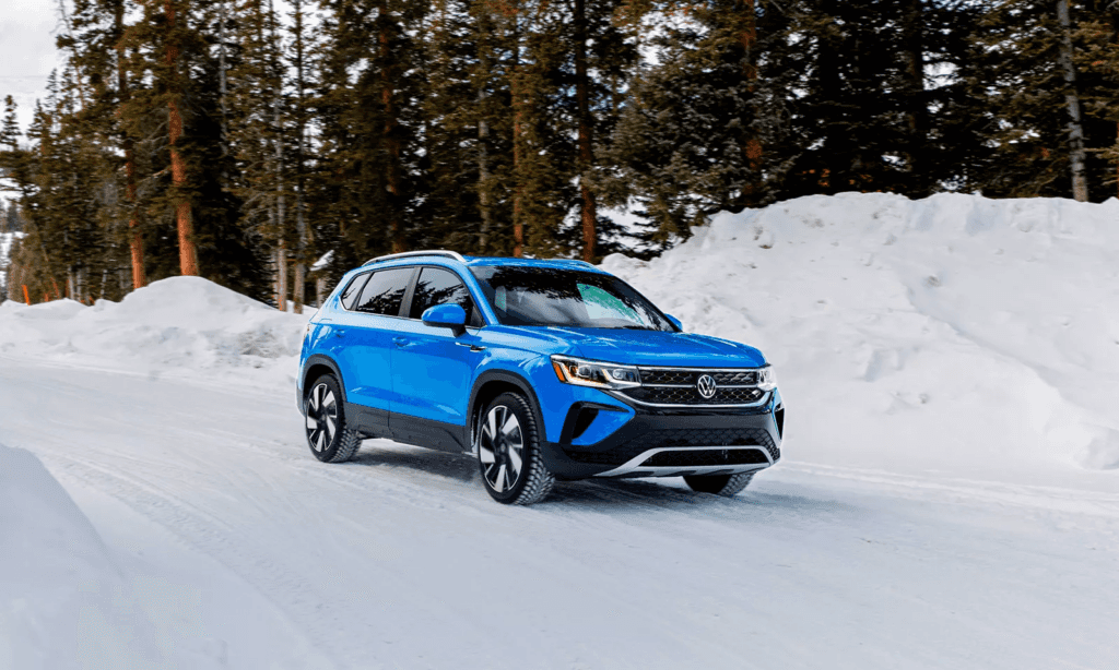 2024-Volkswagen-Taos-Snow