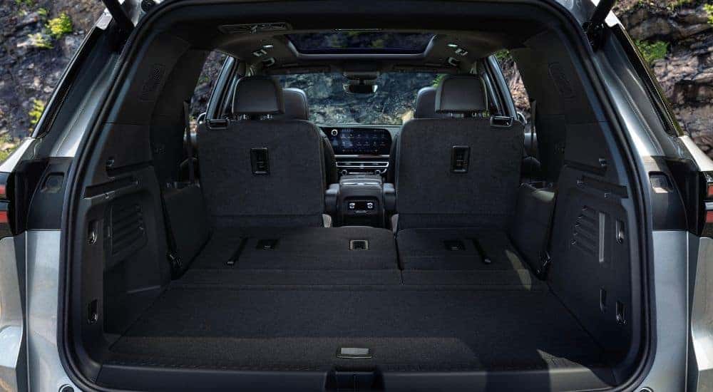 Cargo space in a silver 2024 Chevy Traverse Z71.
