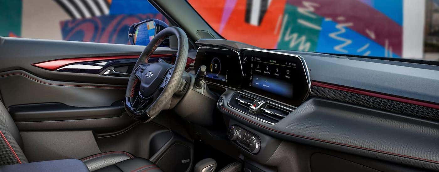 Infotainment and digital gauge cluster on a 2025 Chevy Trailblazer