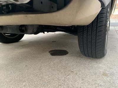 How to Tell If Your Car is Leaking Oil  