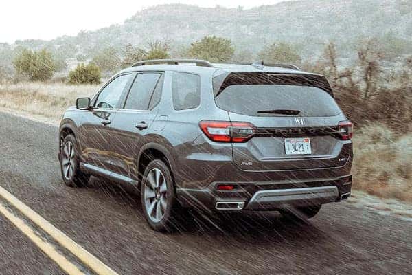 Honda Pilot exterior rear