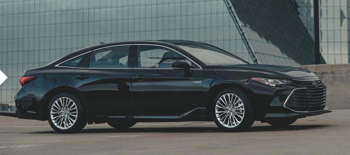 black toyota avalon