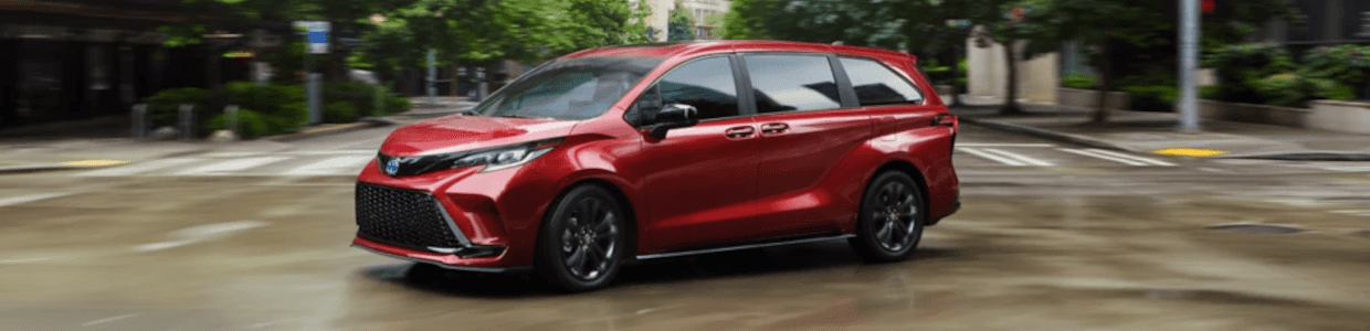 2025 Toyota Sienna exterior view