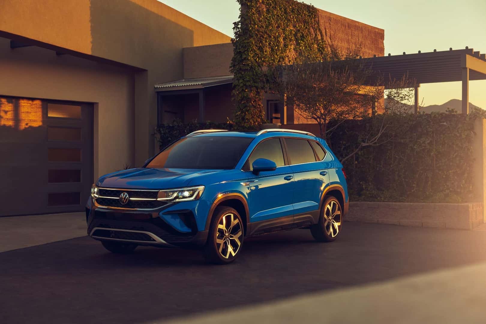2022 Volkswagen Taos SEO Cornflower Blue