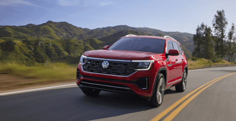 Volkswagen Atlas exterior on Port Charlotte street