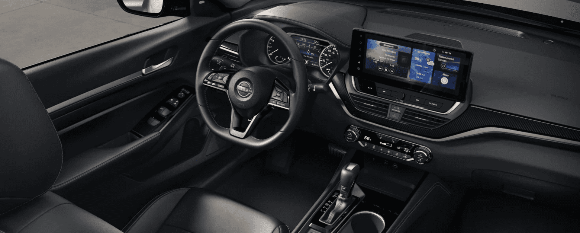 New 2025 Nissan Altima Interior Features Near Me in Prairieville, LA