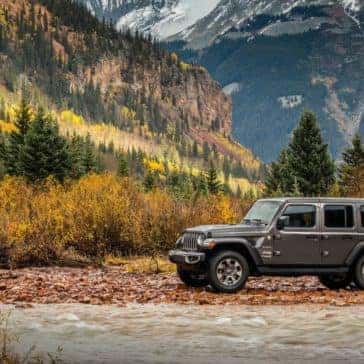2018-Jeep-Wrangler-JL-Gallery-Exterior-Sahara-River