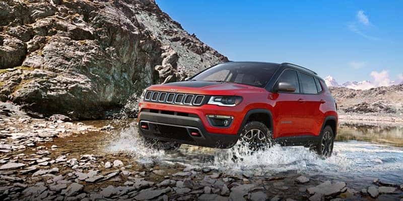 2019-Jeep-Compass-Gallery-Exterior-Trailhawk-River.jpg.image.1440
