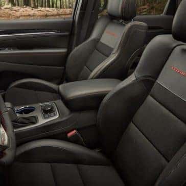 2019-Jeep-Grand-Cherokee-Gallery-Interior-Black-Trailhawk-Seats