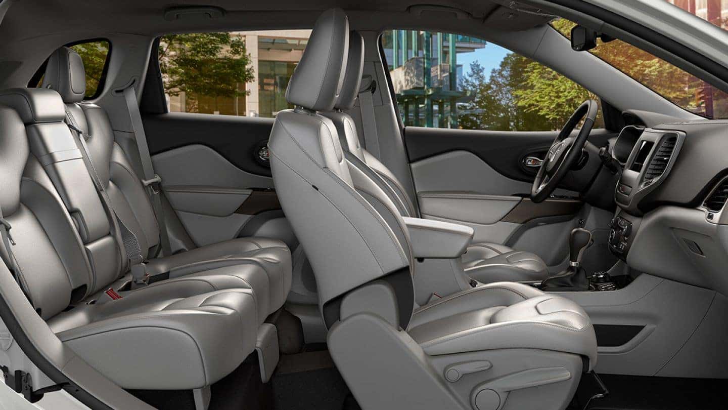 Jeep Cherokee interior