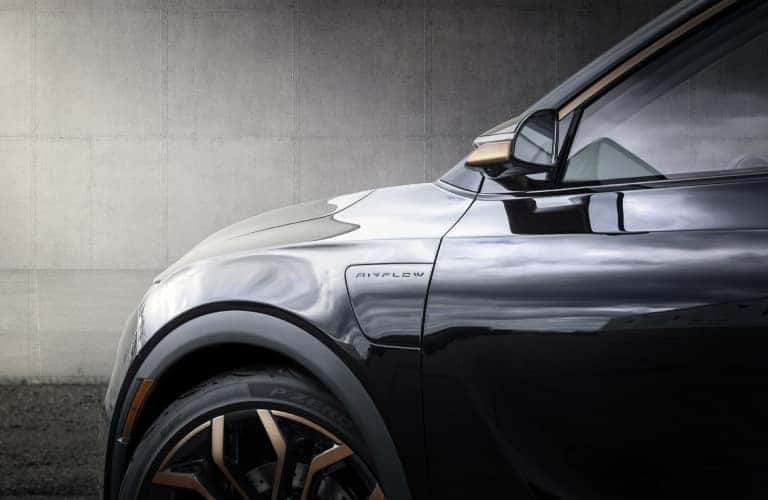 Chrysler Airflow Graphite Concept Side Charging Port