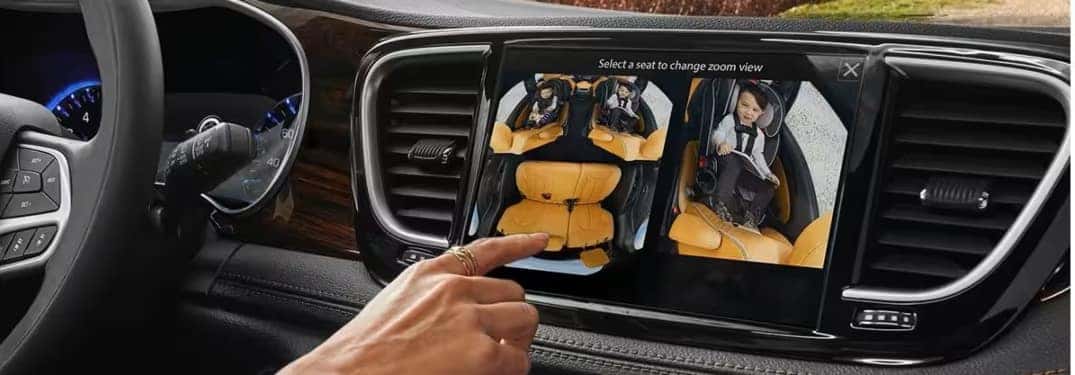 FamCam Split-Screen View on Touchscreen
