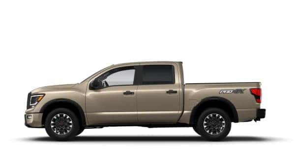 Crew Cab PRO-4X 4x4