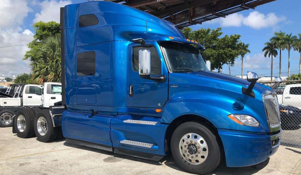 Used Commercial Trucks vs. New Commercial Trucks Rechtien