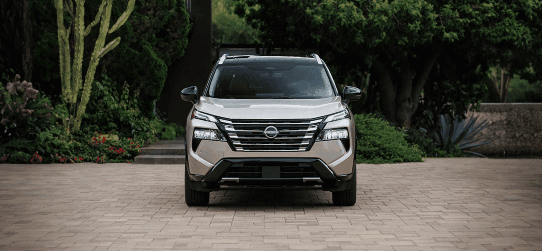 Front view of the 2024 Nissan Rogue