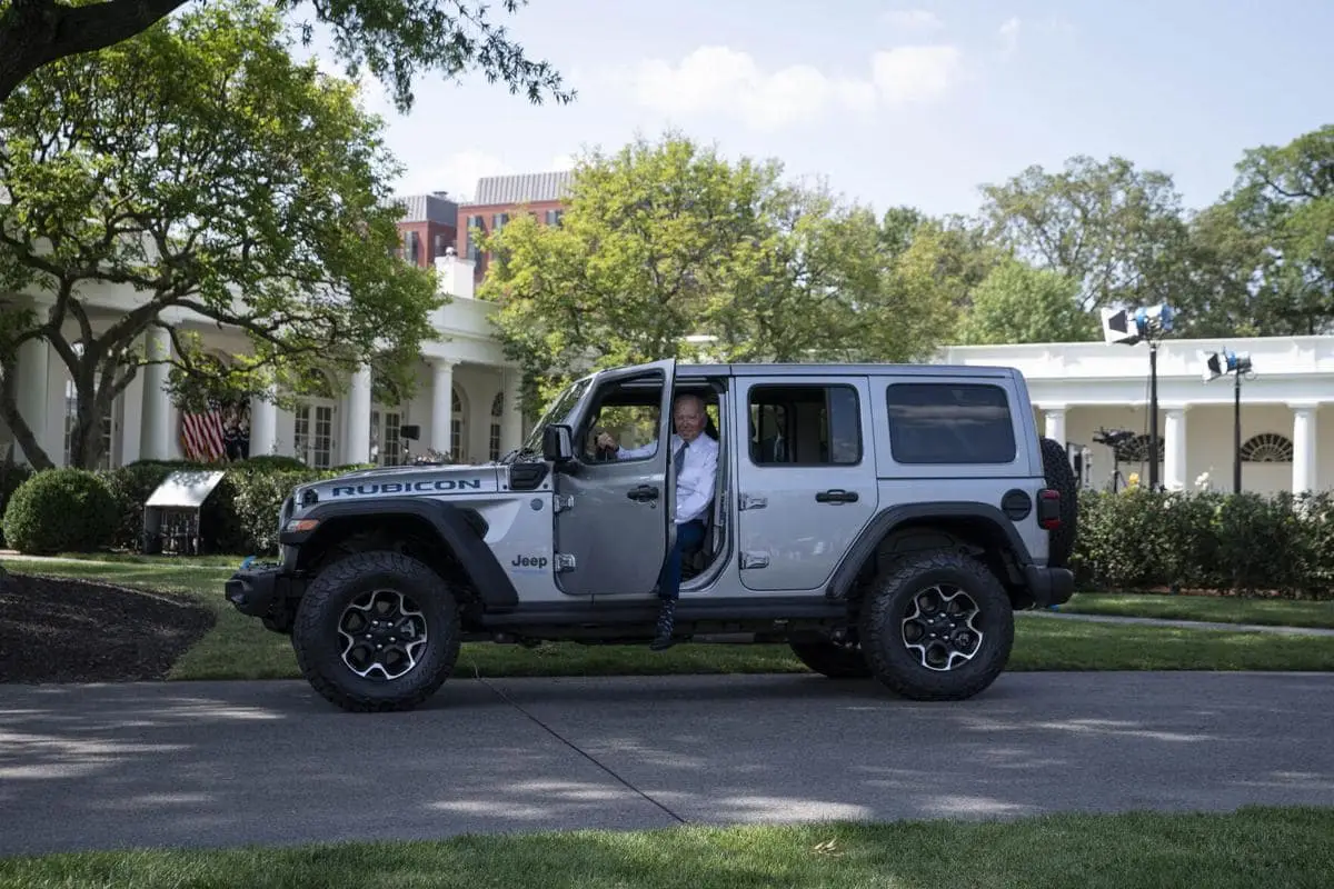 The President Takes The 2021 Jeep Wrangler 4xe For A Spin | Southern  Norfolk Airport Dodge Chrysler Jeep Ram FIAT The President Takes The 2021 Jeep  Wrangler 4xe For A Spin