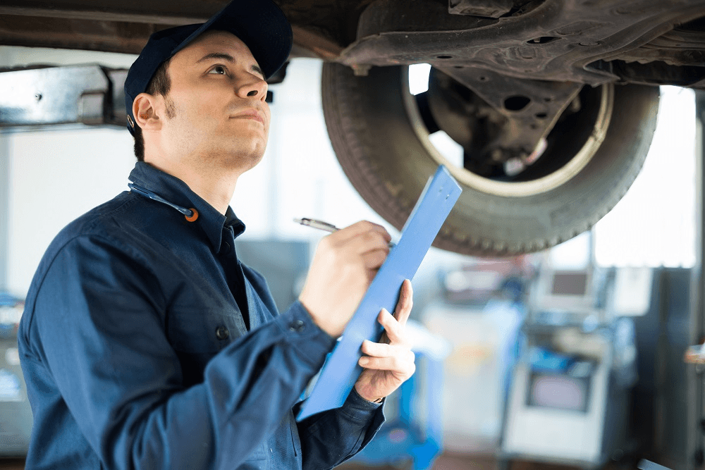Independent Mechanics vs Dealership Technicians