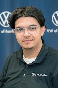 Israel Razo
