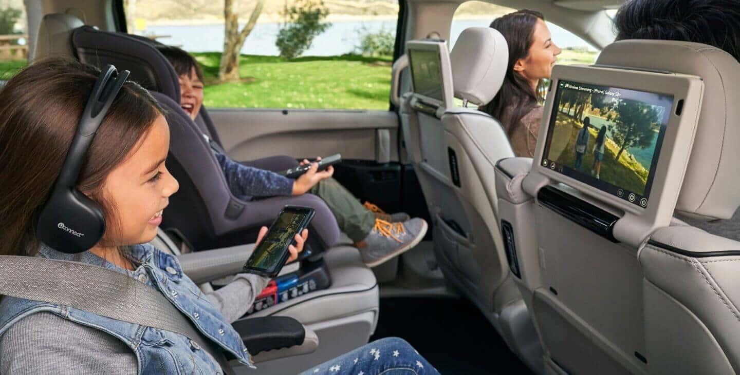 chrysler pacifica interior