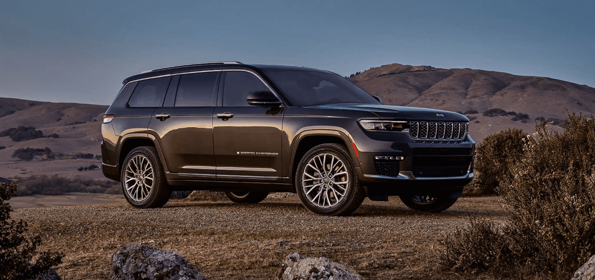 Top Midsize Luxury SUVs Woodhouse CDJR Sioux City